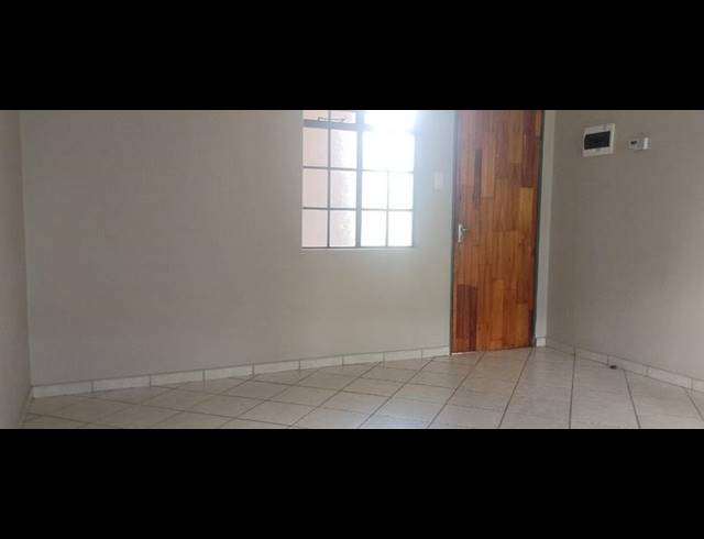 2 BEDROOM APARTMENT FOR SALE IN JABULANI